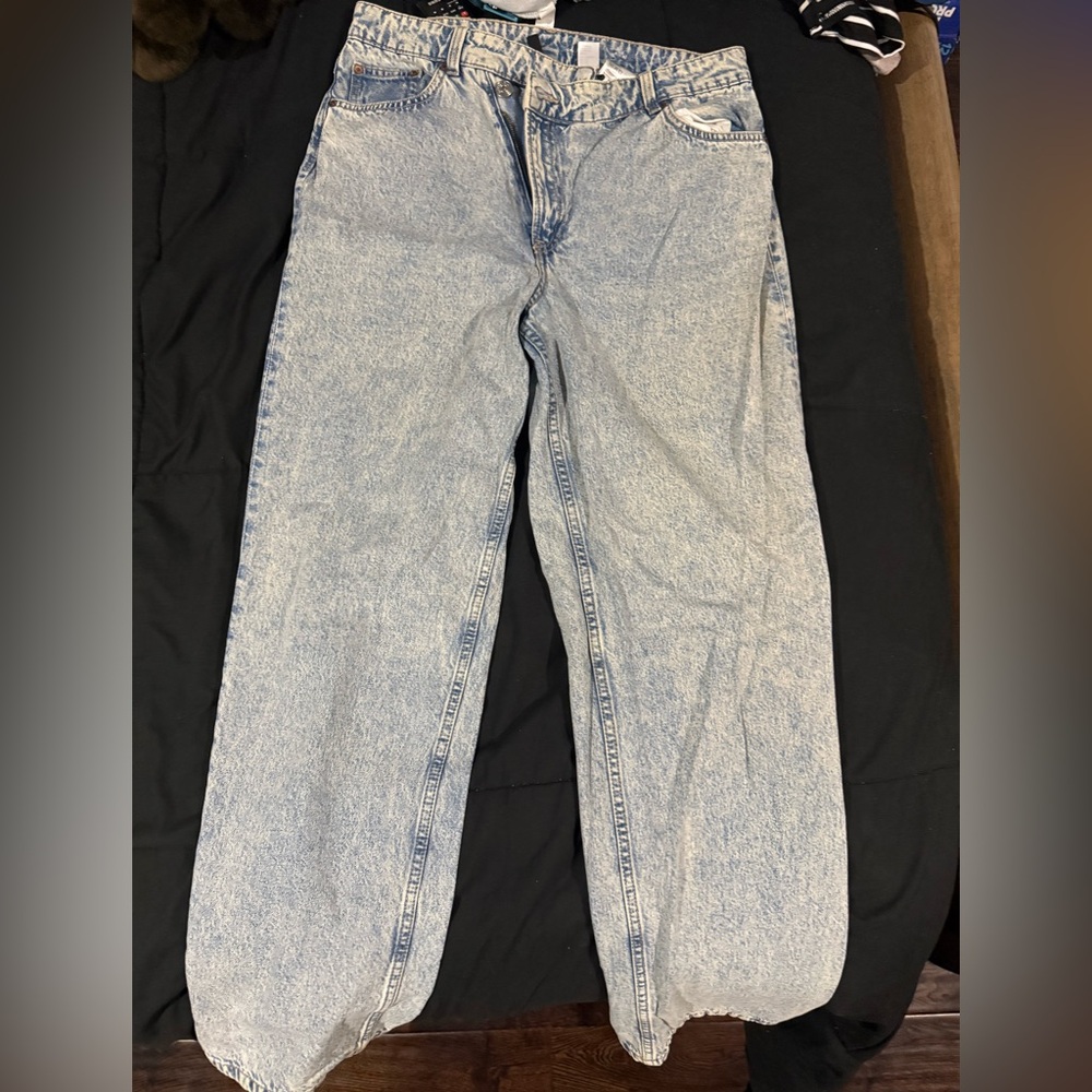 H&M Divided Blue Acid Wash Crossover Women Jeans